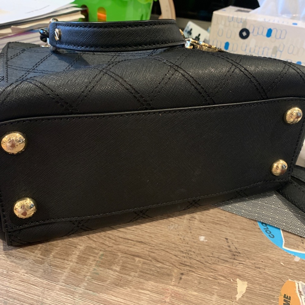 MK Crossbody tote - Picture 4 of 11